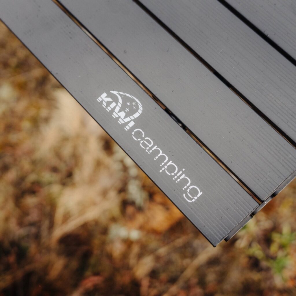 kiwi camping roller top table (1)