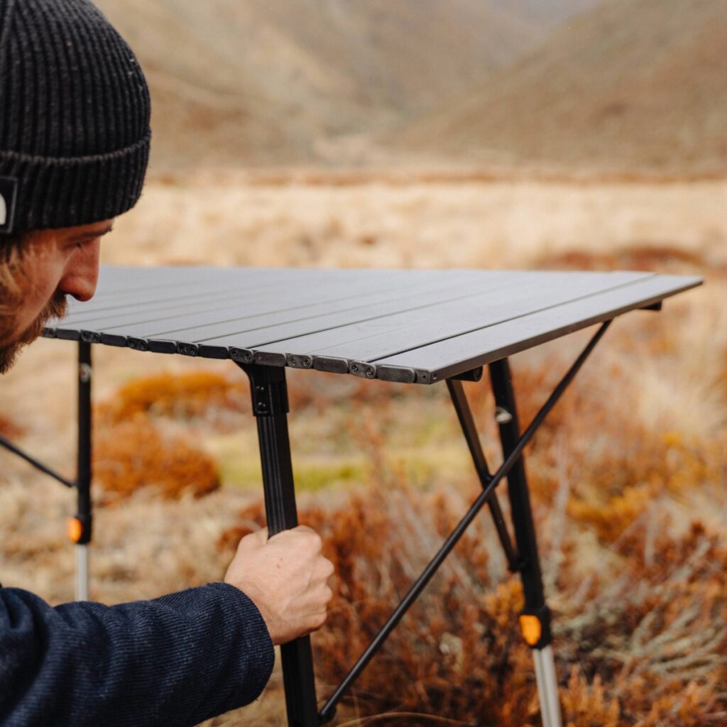kiwi camping roller top table (3)