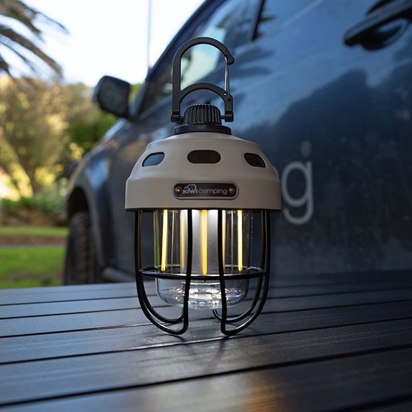 kc005 041 dusk lantern bright white filament setting 4 SML