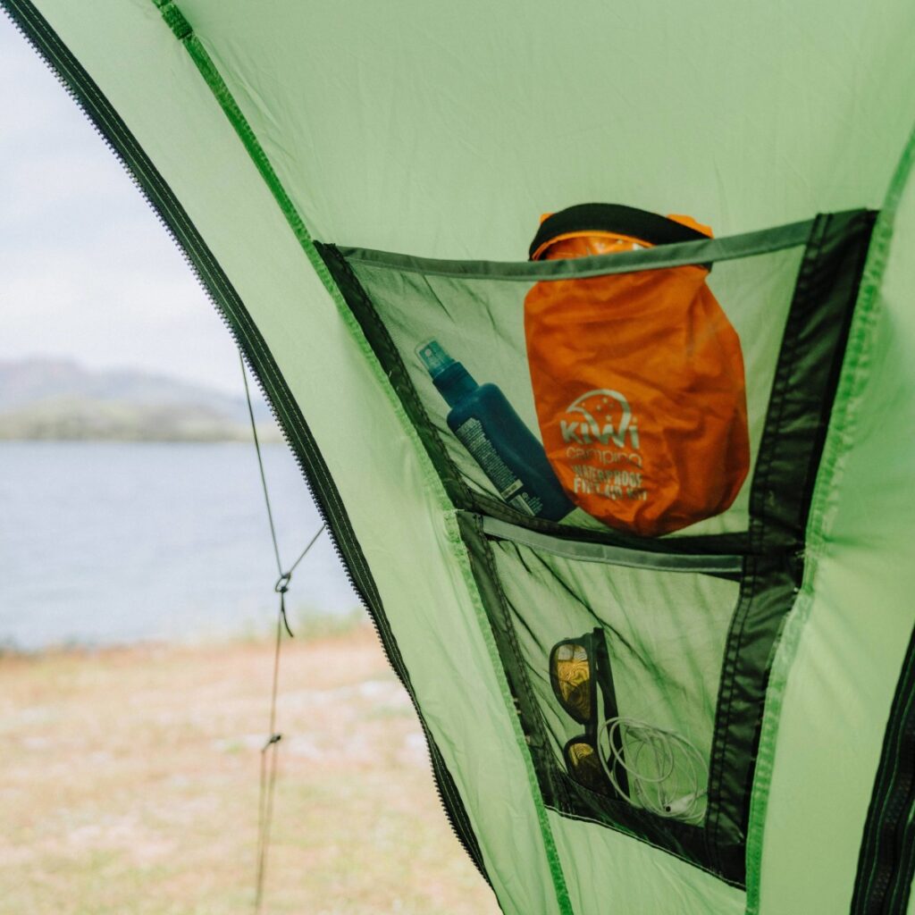 kiwi camping kingfisher shelter insitu (9)