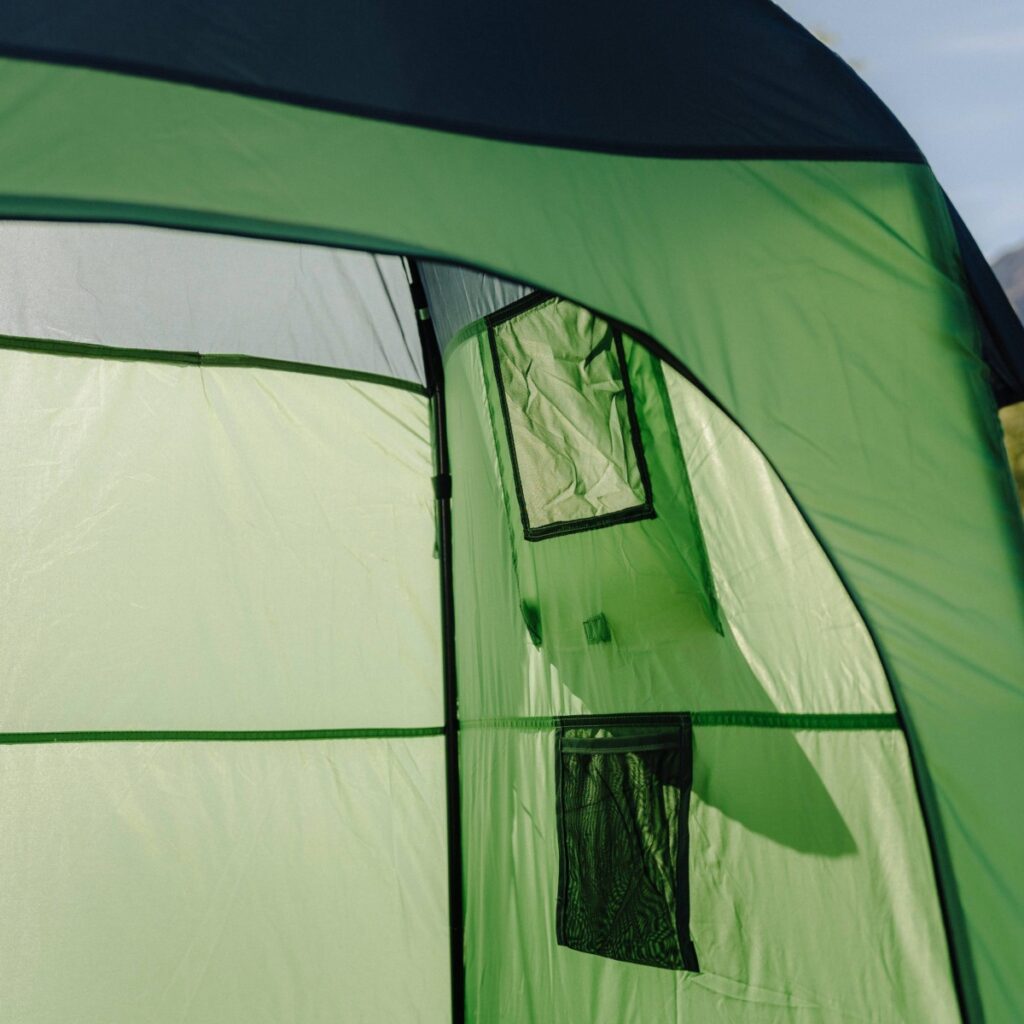 kiwi camping shower tent insitu (3)