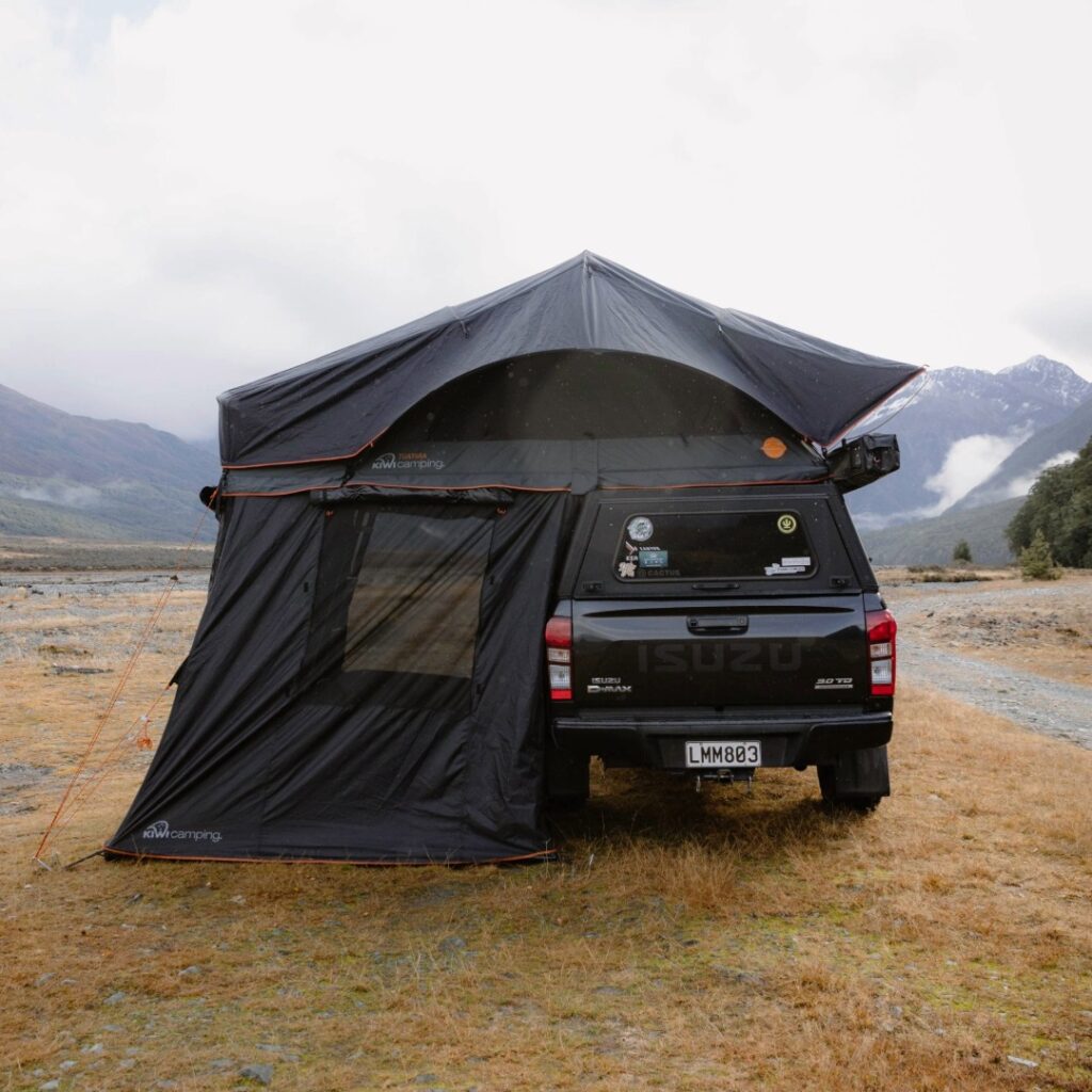 kiwi camping tuatara summit extended annex room feature ( (4)
